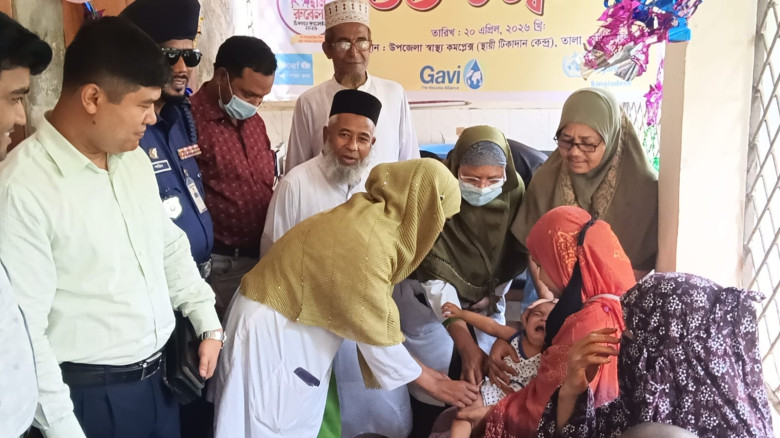 তালায় ২৭ হাজার শিশুকে  হাম-রুবেলা টিকা প্রদানের লক্ষে টিকাদান ক্যাম্পেইন শুরু
